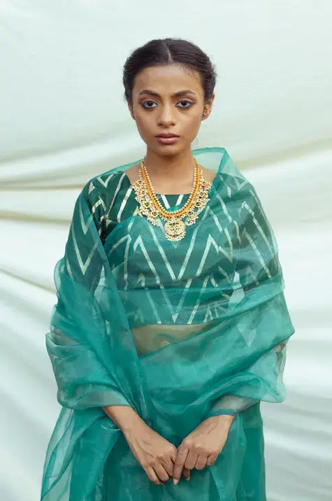 Sari en organza bleu sarcelle