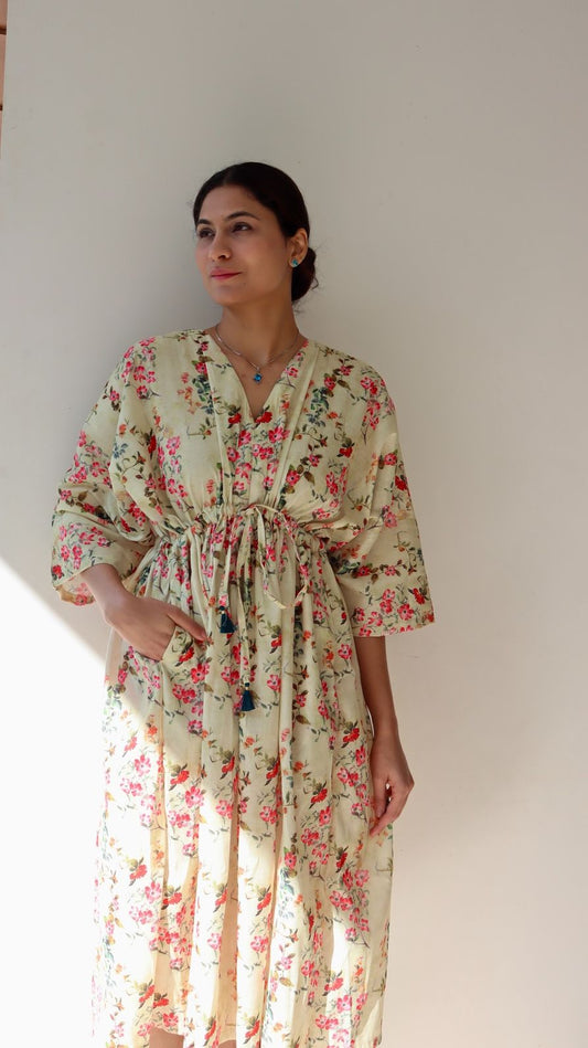 Side pocket detail of floral linen free size dress