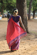 Pink pallu beautifully shown with intricate design 